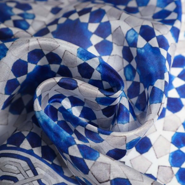 Pañuelo Seda Najma Gris - Imagen 3