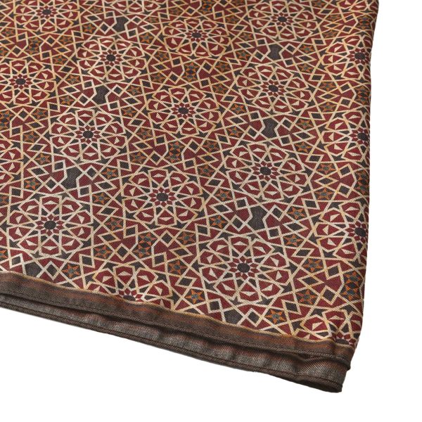 Esquina rematada del Pañuelo Modal Dimashq con detalle del mosaico geométrico