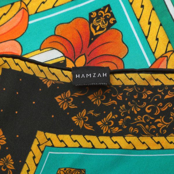 Estampado del Pañuelo Seda Olaya con etiqueta interior Hamzah 100% Silk