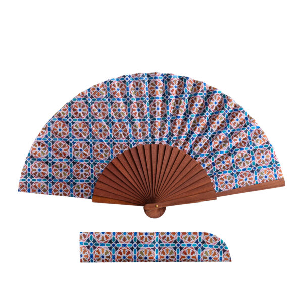 Abanico de satén Aixa, 23 cm, con estampado de mosaicos de Al Ándalus — Munira & Hamzah
