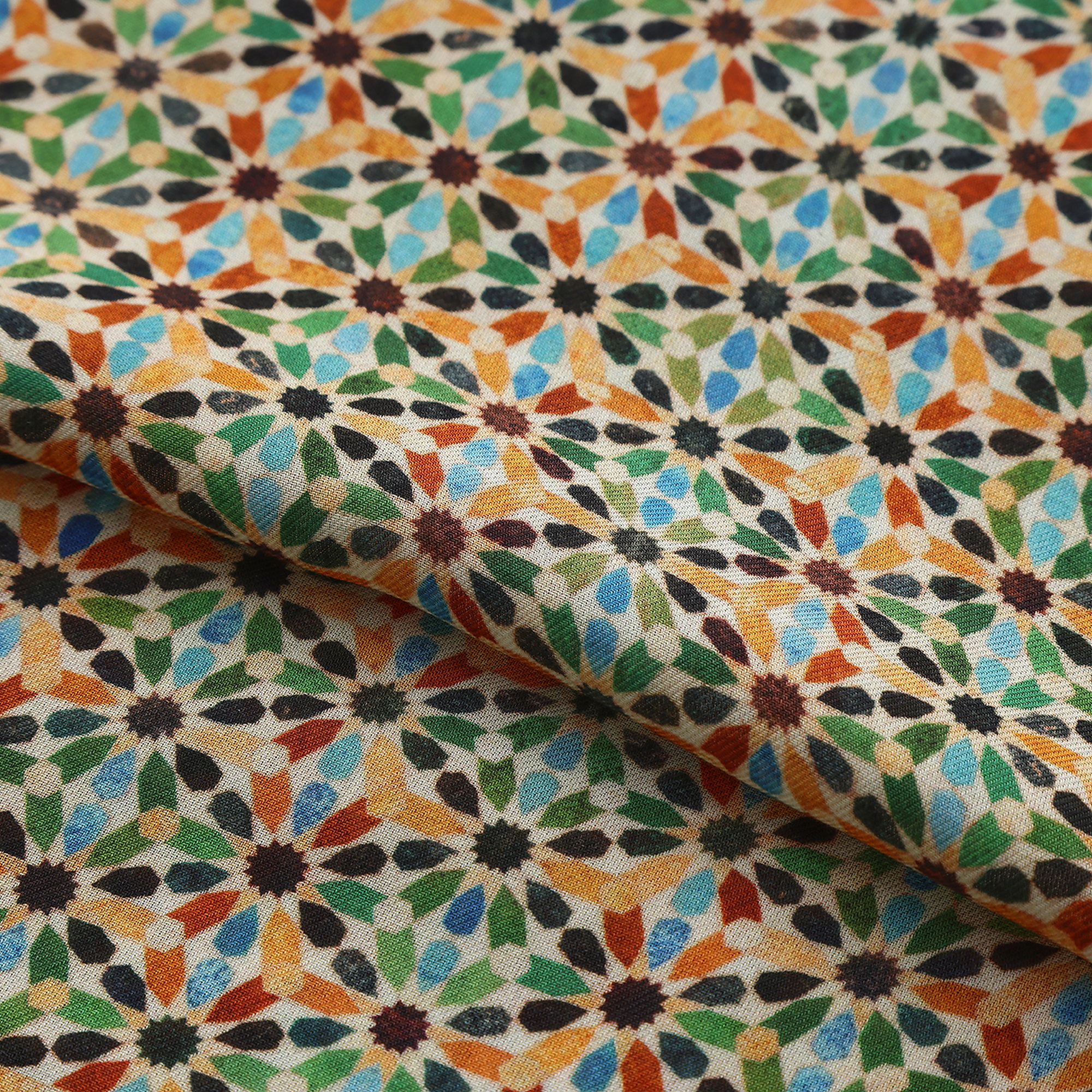 Pañuelo Modal Naima — detalle del tejido 2
