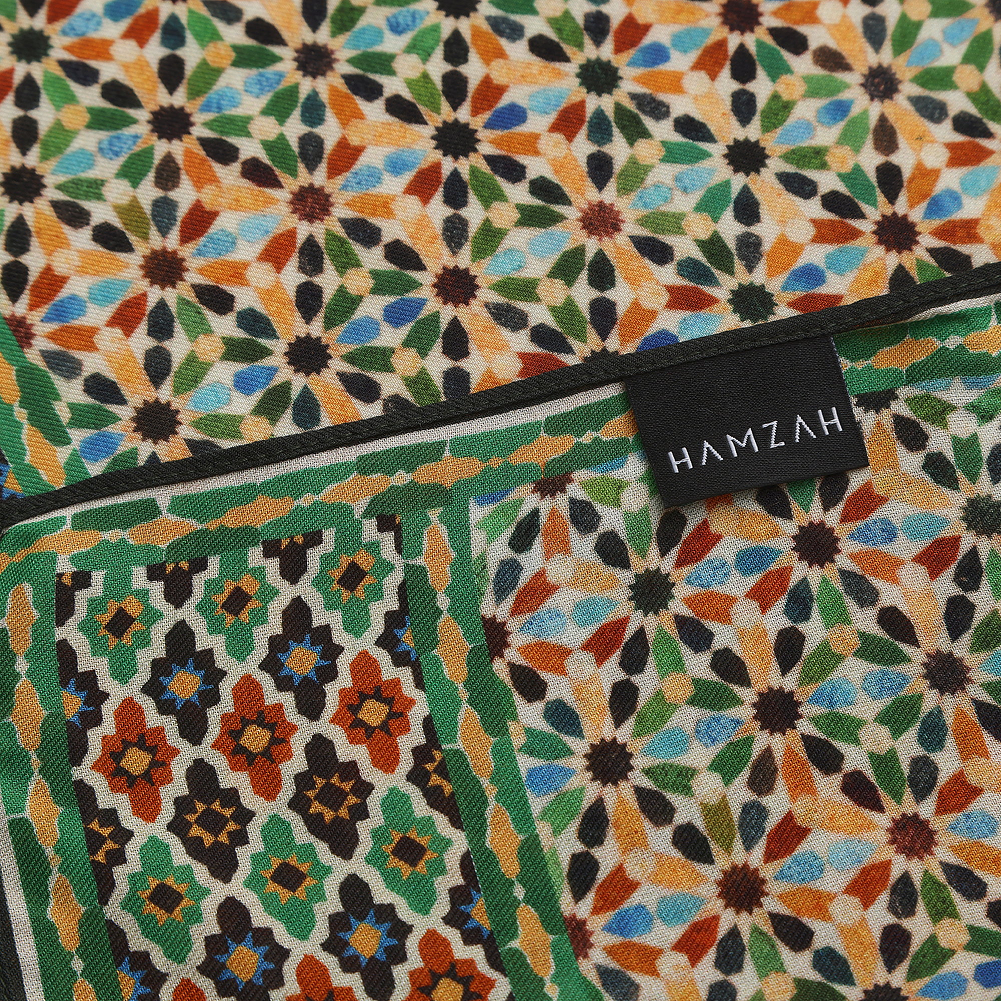 Pañuelo Modal Naima — detalle del tejido 4