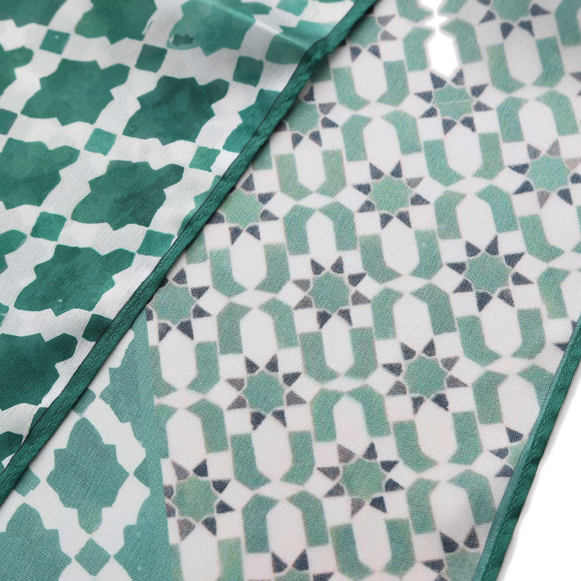 Pañuelo Aljarafe, Poly Satin, 180 x 65 cm — detalle del tejido 5