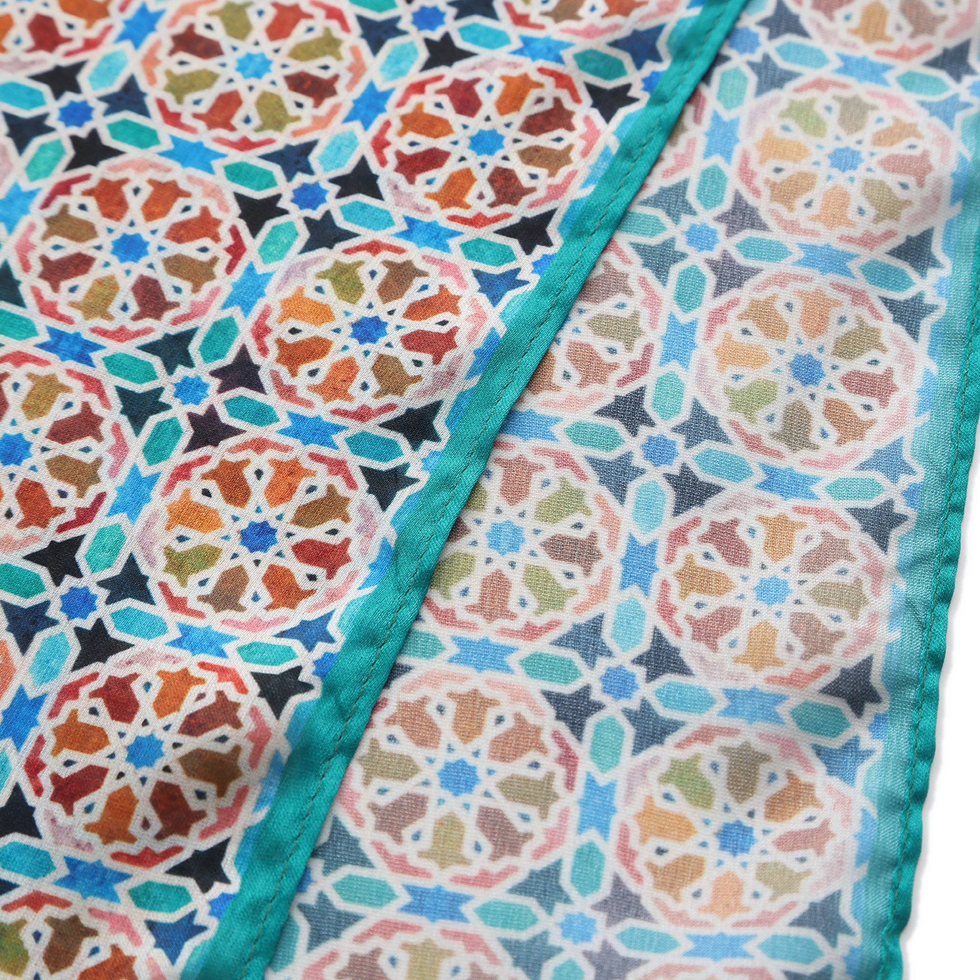 Pañuelo Wallada, Poly Satin, 180 x 65 cm — detalle del tejido 3