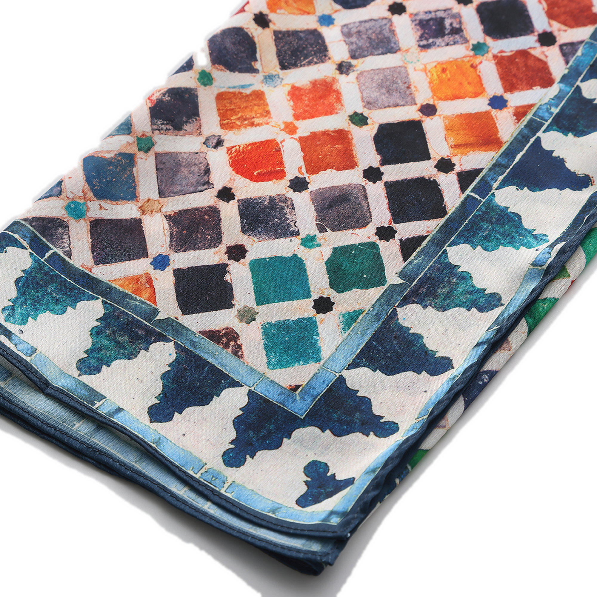 Pañuelo Comares, Poly Satin, 180 x 65 cm — detalle del tejido 4
