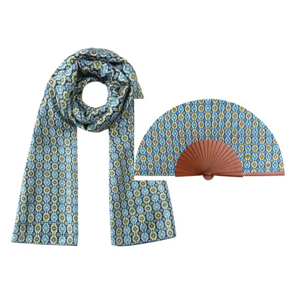 Conjunto de abanico y pañuelo a juego con el diseño Ayad
