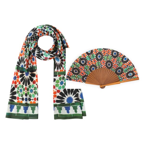 Conjunto de abanico y pañuelo a juego con el diseño Garnata Verde